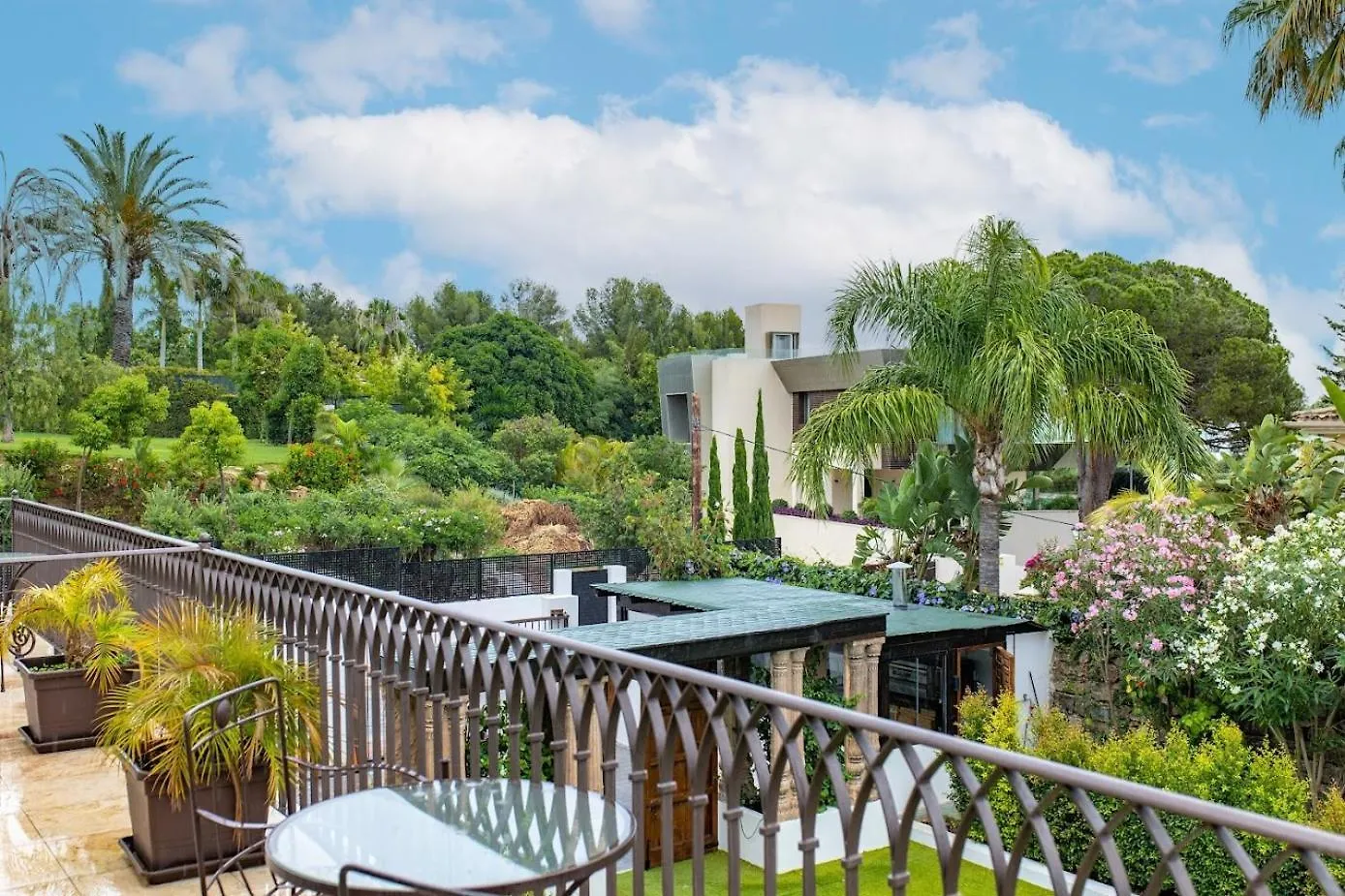 Sierra Blanca Resort Art Of Healing Marbella 5*,